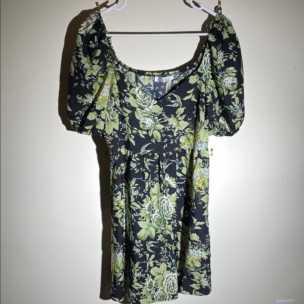 Elisa Leaf Print Dress with Puff Sleeves